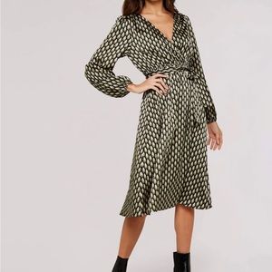 Lara Teardrop Faux Wrap Midi Dress In Khaki